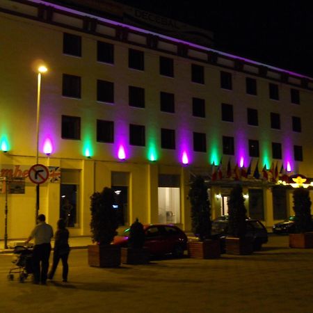 Hotel Bistrita Bacau Bagian luar foto